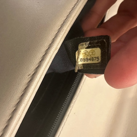 Chanel cube embossed large boy bag - Picture 7 of 7